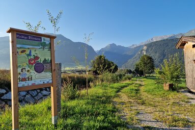 Infotafel am Themenweg Landwirtschaft in Litzldorf bei Uttendorf | © Tourismusverband Uttendorf / Weißsee